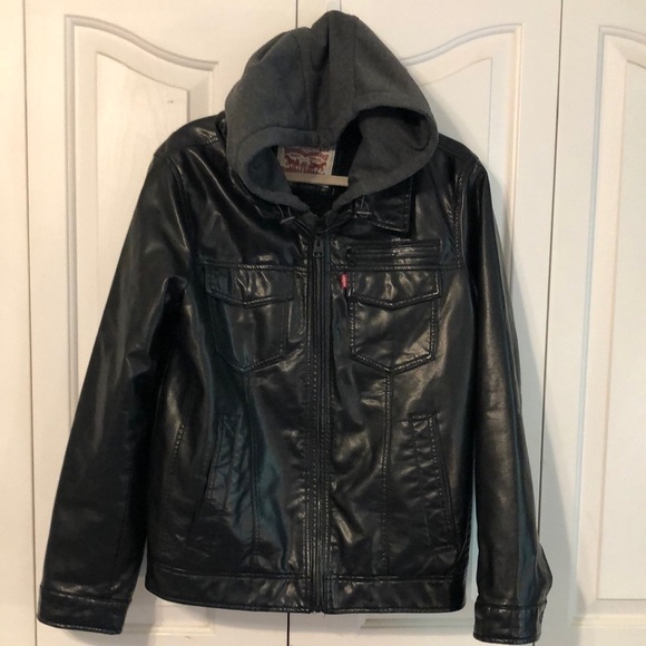 Men’s Levi’s Faux Leather Sherpa Lined Hooded Trucker Jacket Size Small - Picture 1 of 13
